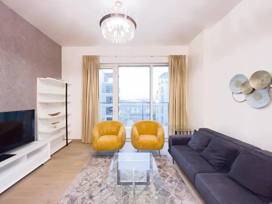Lovely 2-Bedroom Vacation Home Near Beach Dubai